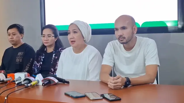 Keluarga Titiek Puspa