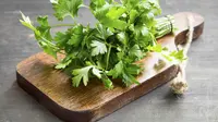 Parsley bisa cegah sariawan. (iStockphoto)