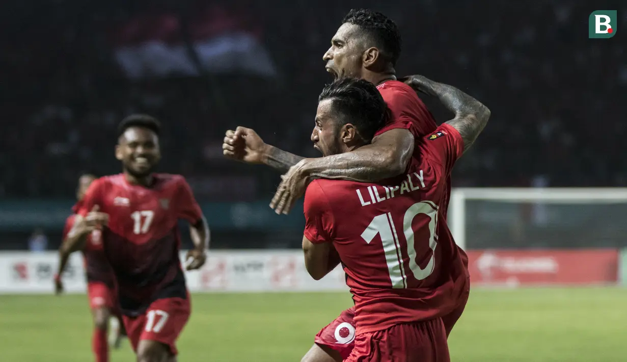 Striker Indonesia, Beto Goncalvez, merayakan gol yang dicetaknya ke gawang Chinese Taipei pada laga Grup A Asian Games di Stadion Patriot, Bekasi, Minggu (12/8/2018). Indonesia menang 4-0 atas Chinese Taipei. (Bola.com/Vitalis Yogi Trisna)