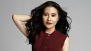 Punya body goals yang jadi impian, Prilly pamerkan outfit kekinian yang memperlihatkan perut berototnya.[Foto: Instagram/ Prilly]