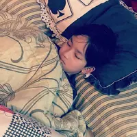 Azka, putra Deddy Corbuzier Corbuzier sedang terbaring lemah (via Instagram/mastercorbuzier)