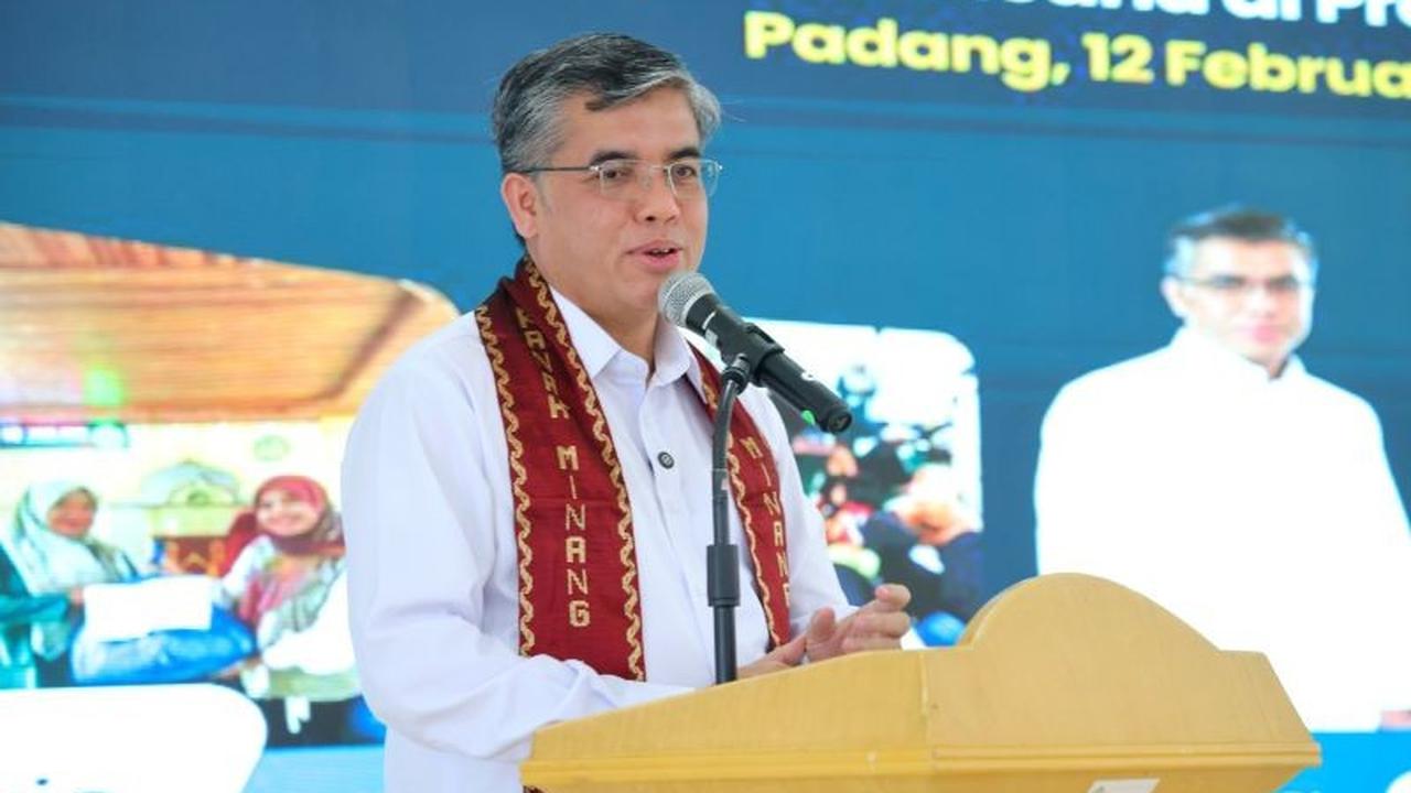 Kemnaker Salurkan Rp30,3 Miliar untuk Pemulihan Ekonomi Sumbar Pascabencana