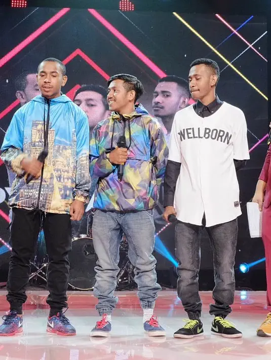 Berikut ini adalah nama para finalis video.com,  DM Project,  Napy Star,  Adeline Laipan, dan Falach si pemenang ‘Wild Card’. (Desmond Manullang/Bintang.com)