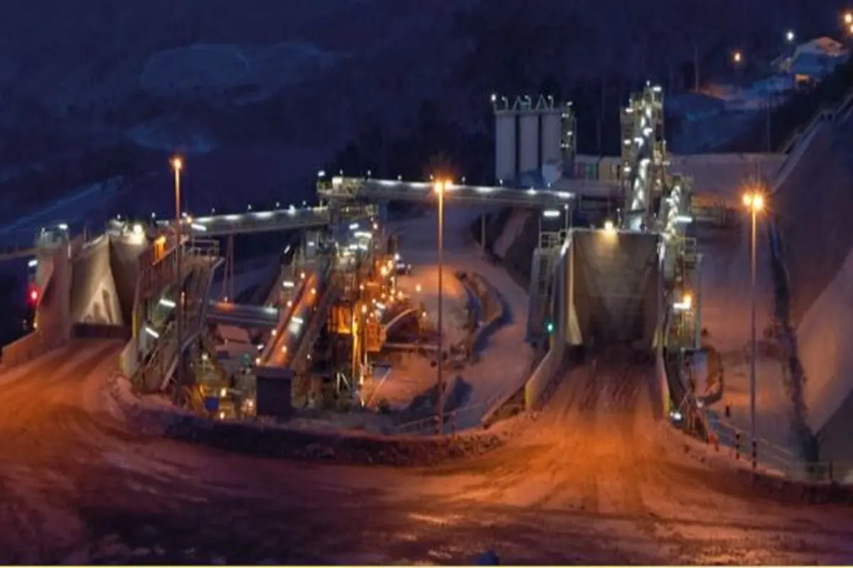 Gencar Eksplorasi Tambang, Intip Target Produksi Emas Merdeka Copper pada 2023