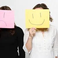 Jangan sampai puasa batal lantaran tak bisa menahan emosi! | via: huffpost.com