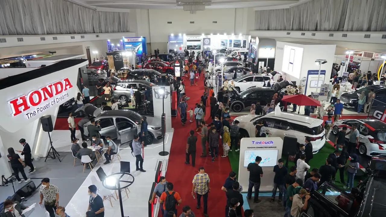 Suasana pameran GIIAS 2022 di Semarang. (Dok. Amara Tujuh Perjuangan)