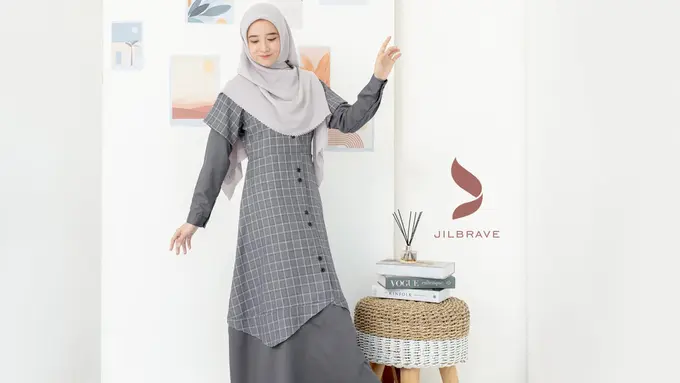 Diary Fimela: Berawal Jualan di Tenda, Jillbrave Jadi Busana Muslim Lokal yang Hits di Instagram