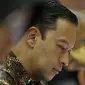 Menteri Perdagangan,Thomas Trikasih Lembong mengikuti Raker dengan Komisi VI DPR di Kompleks Parlemen,Jakarta, (3/2). Lembong menyebut program revitalisasi sangat penting agar pasar tradisional bisa bersaing dengan pasar modern. (Liputan6.com/JohanTallo)