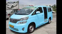 Begini Jika Toyota Vellfire Disulap Jadi Angkot