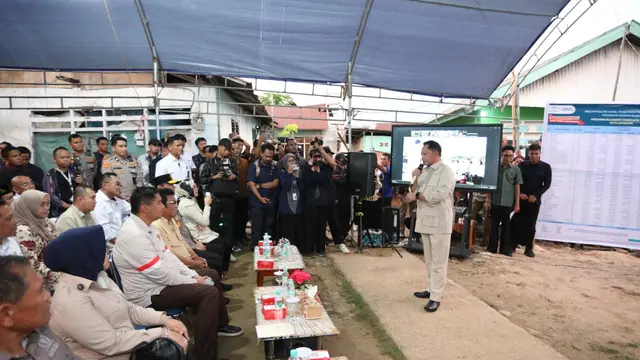 Menteri Dalam Negeri (Mendagri) Muhammad Tito Karnavian saat meninjau lokasi Bantuan Stimulan Perumahan Swadaya (BSPS) di Kota Kendari, Sulawesi Tenggara, Jumat 29 Mei 2026. (Dok. Istimewa)