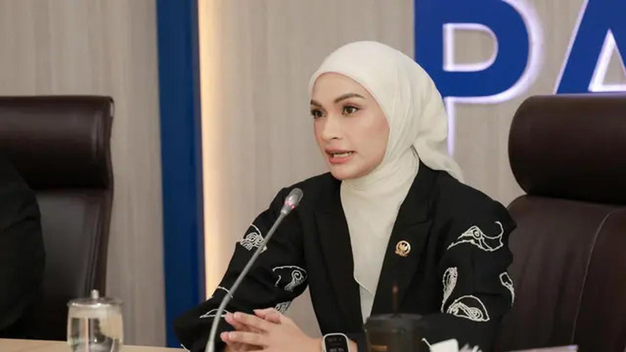 Putri Zulkifli Hasan Beberkan Kondisi Uya Kuya & Eko Patrio Usai Tak Lagi Jadi Anggota DPR, Bikin Kaget