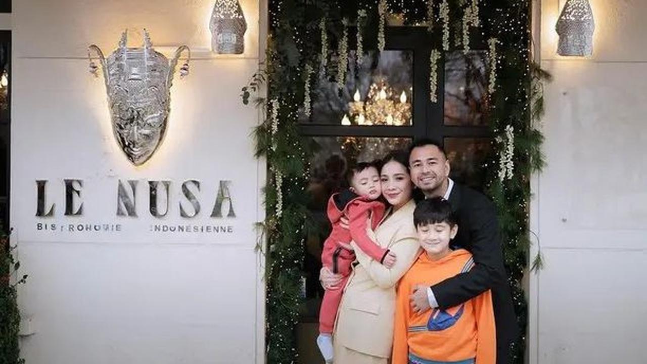 Sebelum menuju London, Raffi Ahmad telah meresmikan restoran Le Nusa di Paris.