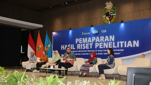 Rektor Unika Atma Jaya