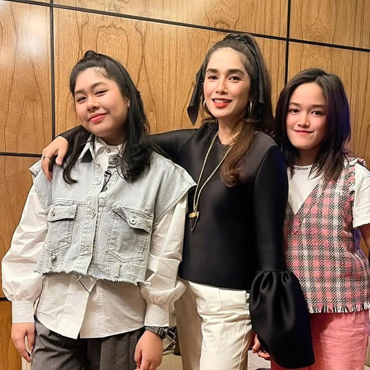 10 Potret Transformasi Amel Anak Ussy Sulistiawaty dari Kecil - Kini Jadi Calon Dokter Hewan