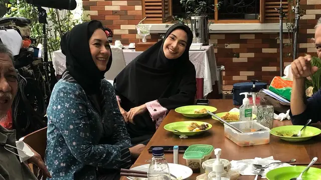 Jelang Ramadhan, Ini 6 Potret Pemain Sinetron Para Pencari Tuhan Jilid 15