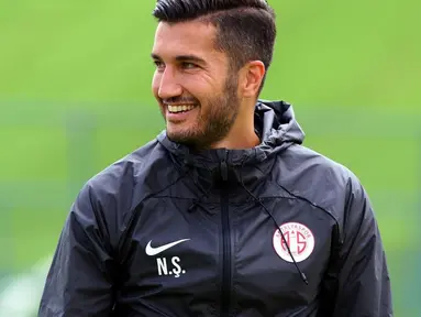 Borussia Dortmund resmi menunjuk Nuri Sahin sebagai pelatih mereka yang baru. (FOTO: instagram.com/nurisahin/)