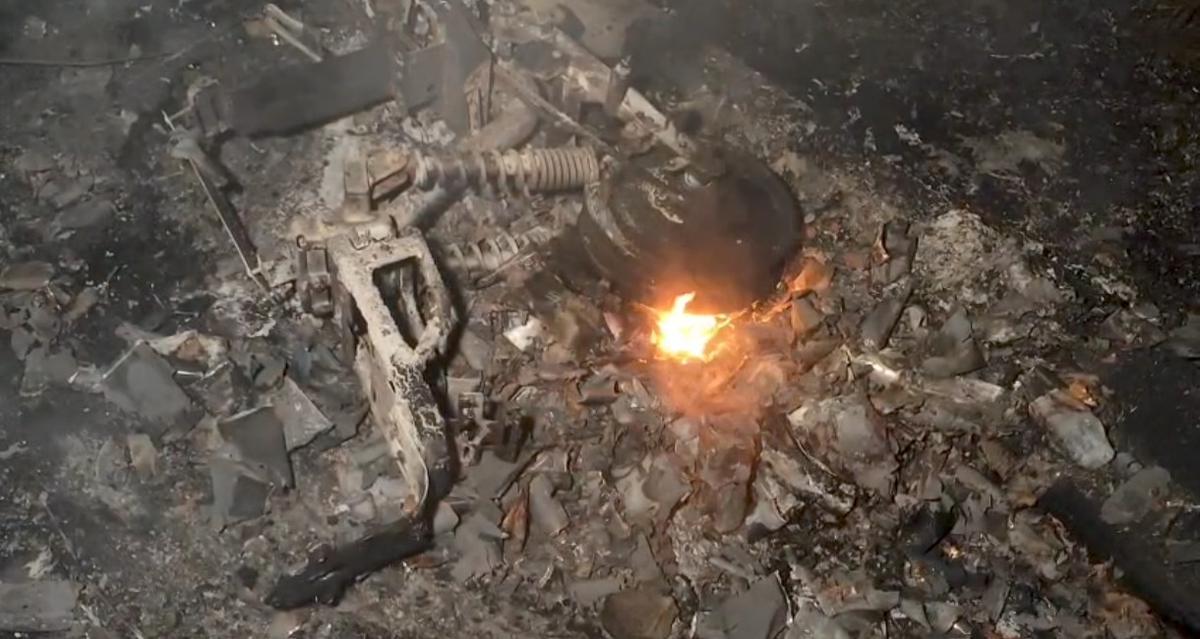 1 Motor Listrik Terbakar Saat Demo 2 Tahun Pemerintahan Prabowo-Gibran di Makassar Memanas