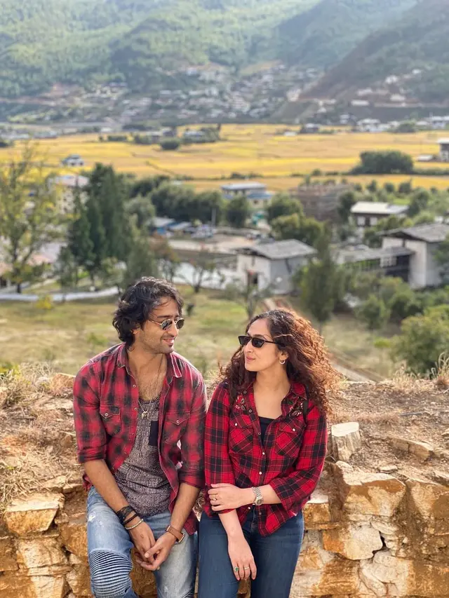 6 Potret Shaheer Sheikh dan Ruchika Kapoor Setelah Menikah, Makin Romantis