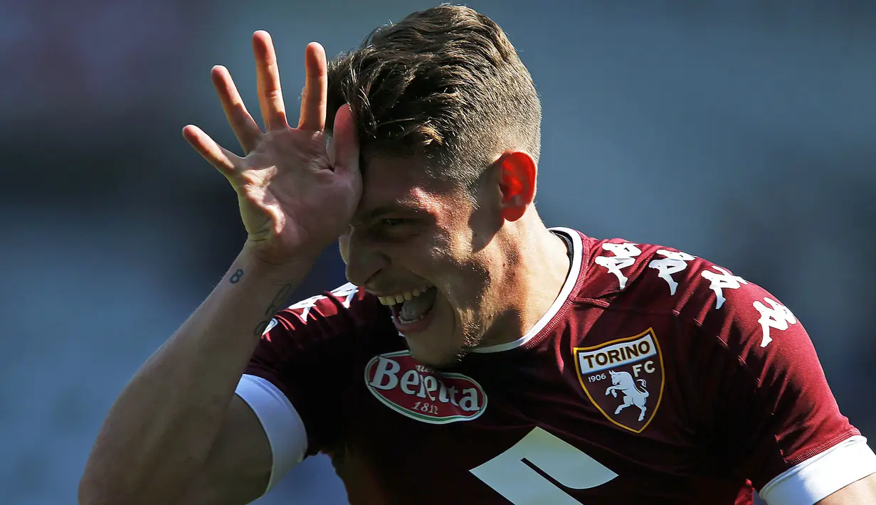 3. Andrea Belotti (Torino) - Striker 23 tahun ini menyumbang 22 gol dari 24 penampilan di Serie A. Kemampuan Jurgen Klopp memoles pemain muda membuat Liverpool layak dijadikan pelabuhan jika ingin hijrah ke Liga Inggris. (AFP/Marco Bertorello)