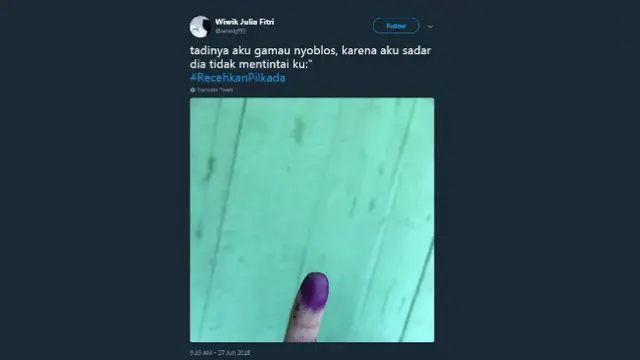 Biasanya, setelah melakukan pencoblosan, banyak masyarakat yang memamerkan potret tinta ungu di kelingkingnya.