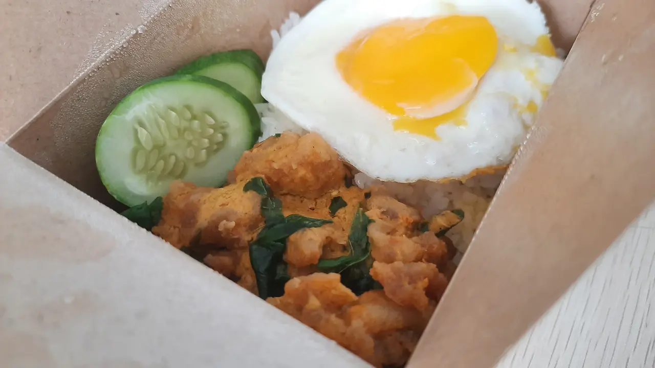 Kolaborasi Chef Juna, Renatta, dan Arnold Ciptakan Comfort Food Sesuai Lidah Orang Indonesia