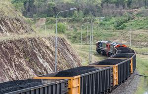 PT Bukit Asam Tbk (PTBA) tengah mempercepat realisasi proyek strategis pembangunan fasilitas Coal Handling Facility (CHF) dan Train Loading Station (TLS) 6&ndash;7 pada jalur angkutan batu bara. (Foto: Bukit Asam)
