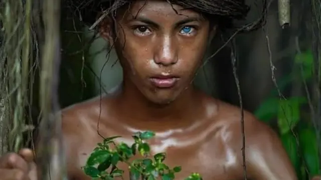Suku di Indonesia Ini Miliki Mata Biru Seperti Orang Eropa