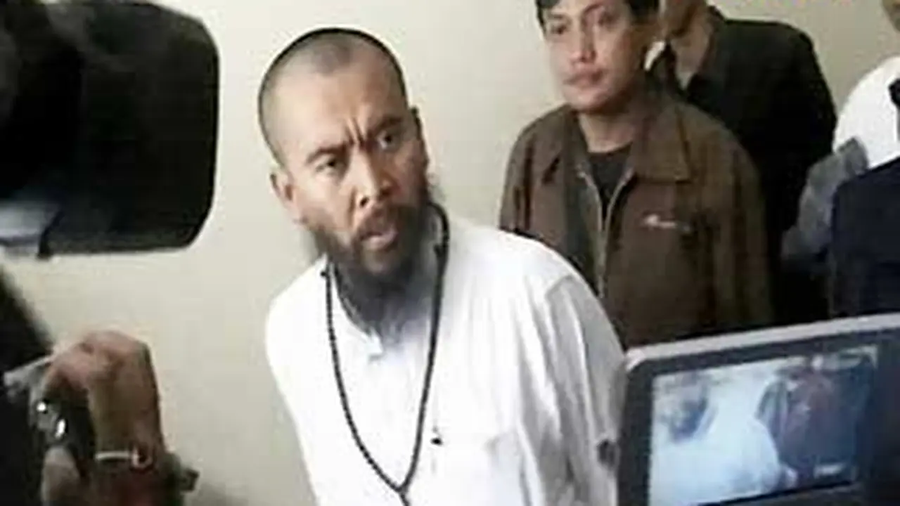 090702bsheikpuji.jpg