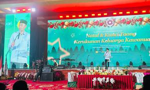 Staf Khusus Menteri Agama Republik Indonesia, Gugun Gumilar, saat Perayaan Natal dan Tahun Baru 2026 di Kerukunan Keluarga Kawanua bersama ribuan jemaat dan Ketua Umum DPP Angelica Tengker yang digelar di Jakarta (Istimewa)