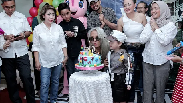 [Bintang] Enno Lerian