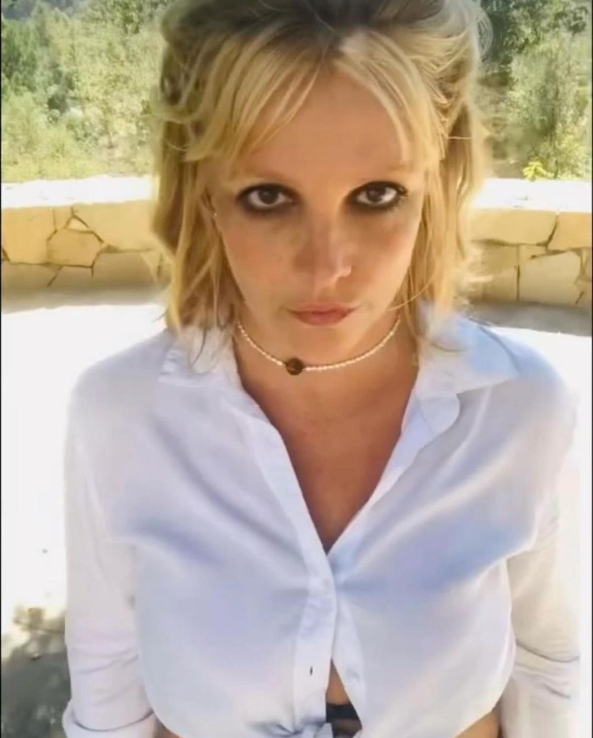 Britney Spears Memilih Menikahi Diri Sendiri, Ini Kisah Penuh Drama di Baliknya