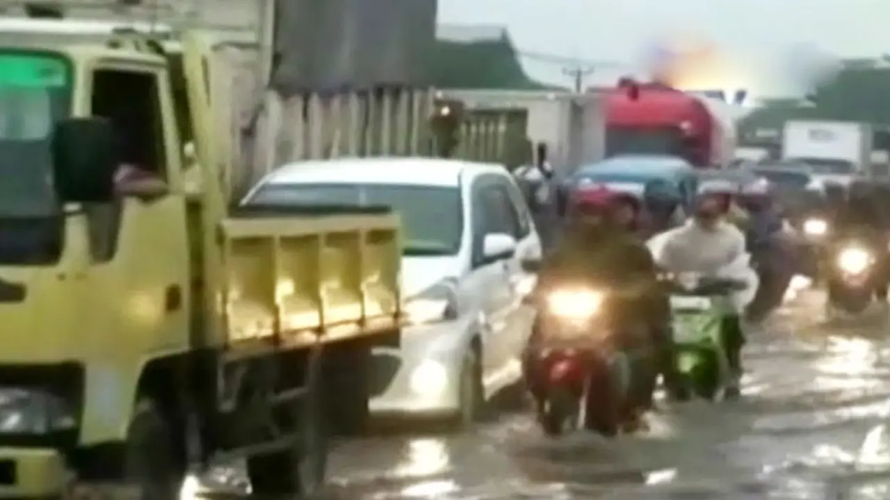 (Lip6 Pagi) Banjir