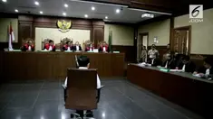 Setya Novanto telah menjalani sidang perdana kasus korupsi E-KTP. Setelah dibacaan dakwaan Jaksa, minggu depan Setnov akan membaca eksepsi.