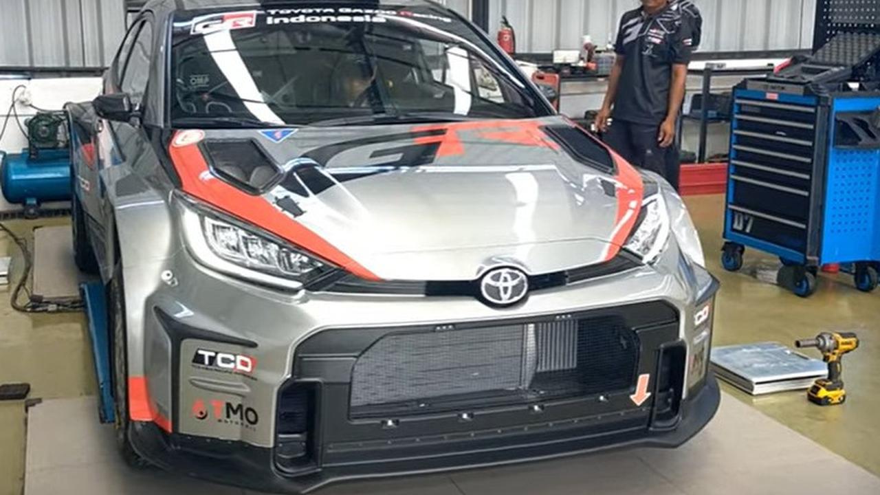 MERDEKA OTO: Mengintip ‘Jeroan’ Mobil Rally, Banyak Tombol Rahasia