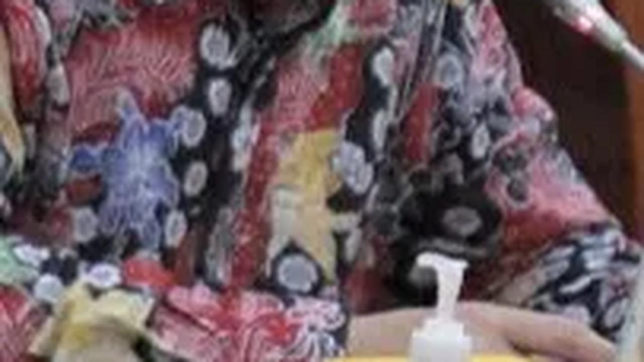 Menkop Teten Minta Pedagang Grosir Waspadai Serbuan Produk Impor