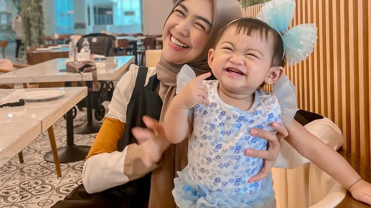 Tips Hemat Belanja Perlengkapan Bayi ala Ria Ricis
