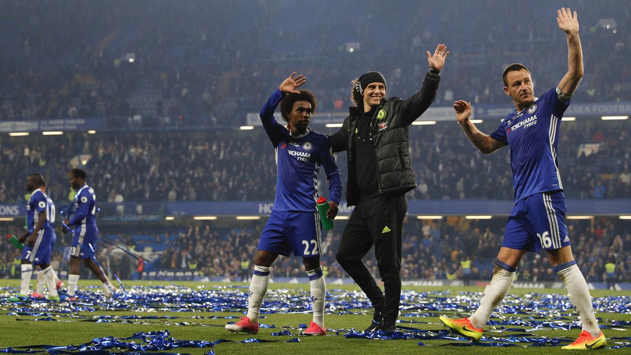 Bungkam Watford, Chelsea Sempurnakan Pesta Juara
