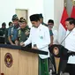 Presiden Jokowi didampingi Menhan Prabowo Subianto dan Gubernur Jawa Timur Khofifah Indar Parawansa meresmikan dua rumah sakit (RS) TNI di Surabaya. (Foto: Biro Pers Sekretariat Presiden)