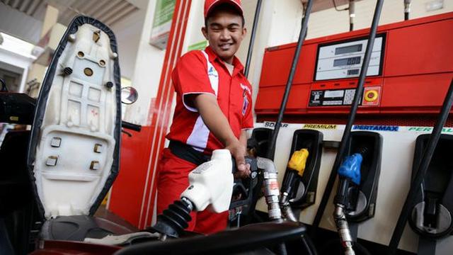 Pertalite. ©2015 merdeka.com/muhammad luthfi rahman