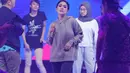 Selain Syahrini malam penghargaan yang ke-15 ini akan dihibur oleh Rossa, Via Vallen, Armada, D’Massiv, Anji, Virgoun, Afgan, Sheryl Sheinafia, Nev+, Jaz, Demian Aditya, dan masih banyak lagi. (Nurwahyunan/Bintang.com)