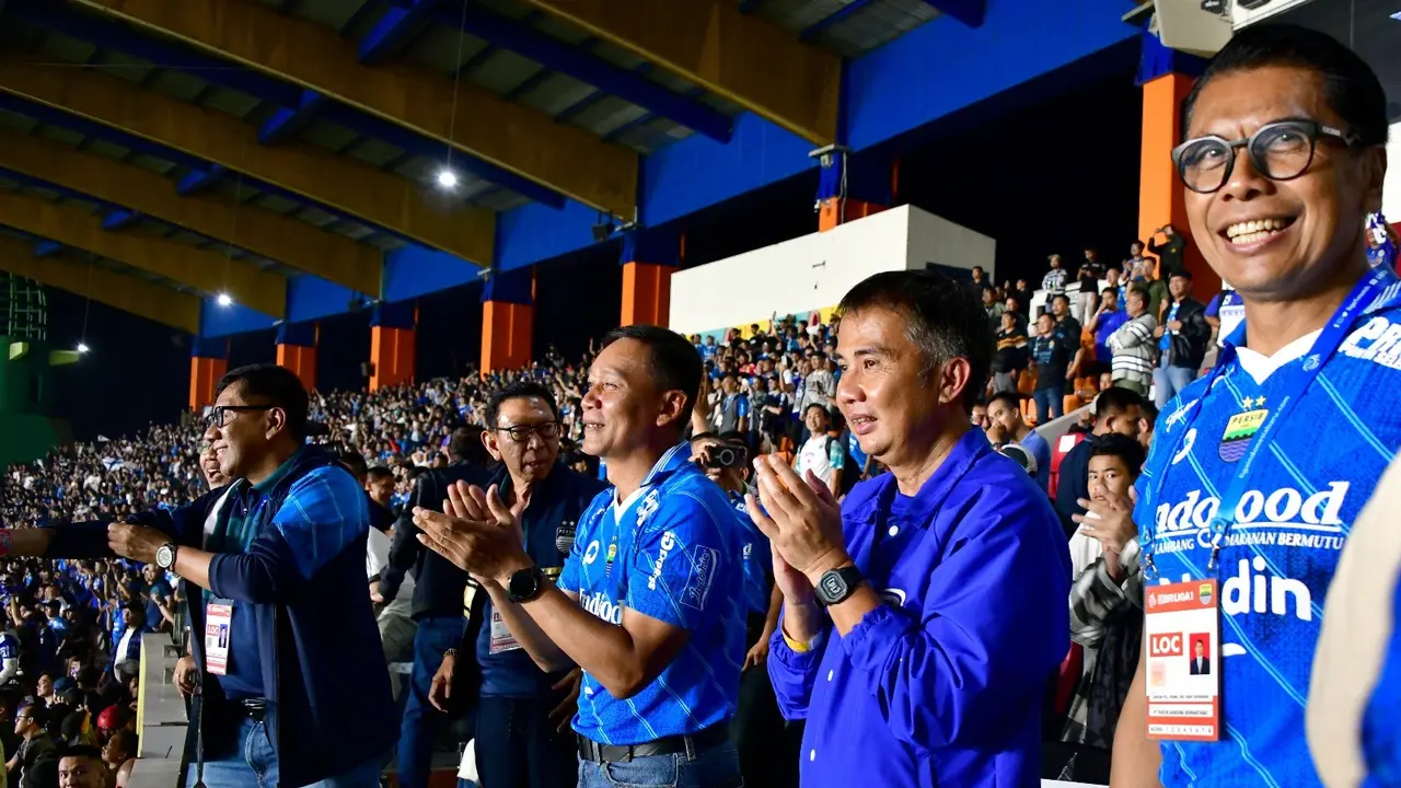Persib,  Bey Machmudin