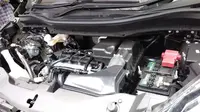 Bersihkan Ruang Mesin Mobil Enggak Boleh Asal, Begini Cara yang Aman