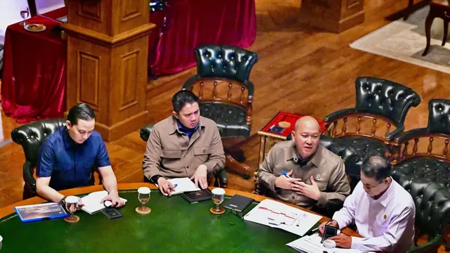 Presiden Prabowo Subianto menerima sejumlah Menteri Kabinet Merah Putih di kediaman pribadinya, Hambalang, Bogor, pada Rabu (25/3/2026).