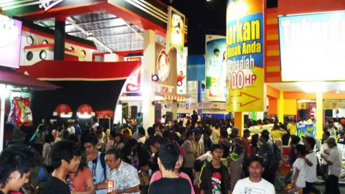 Tipe Pengunjung yang Pasti Kamu Temui di Jakarta Fair 2015