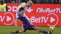 AC Milan takluk 1-2 dari Fiorentina pada laga pekan ke-25 Serie A di Stadio&nbsp;Artemio Franchi, Minggu (5/3/2023) dini hari WIB. (Marco Bucco/LaPresse via AP)