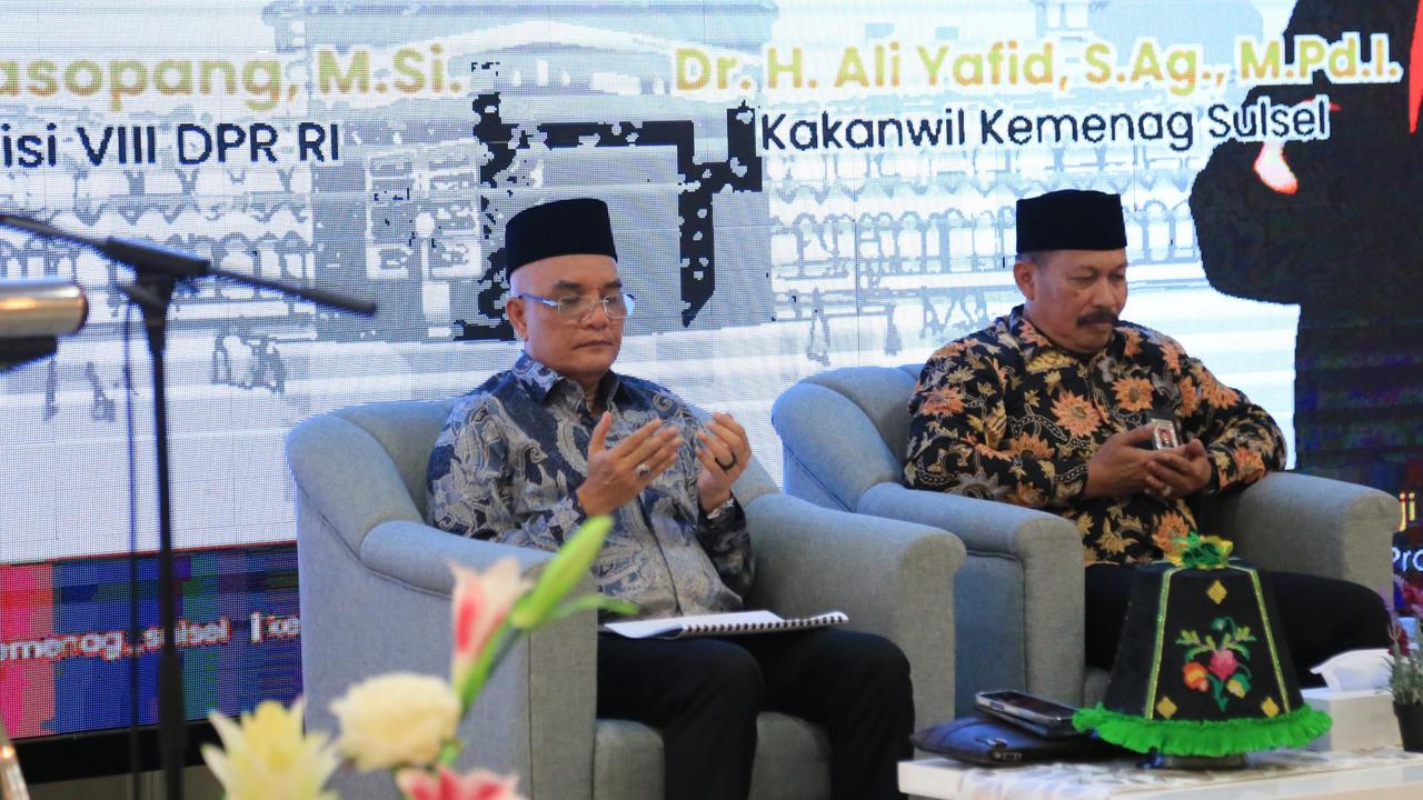 VIDEO: Panas! Komisi VIII Grup FB 'Fantasi Sedarah' "Pelecehan Semuanya"