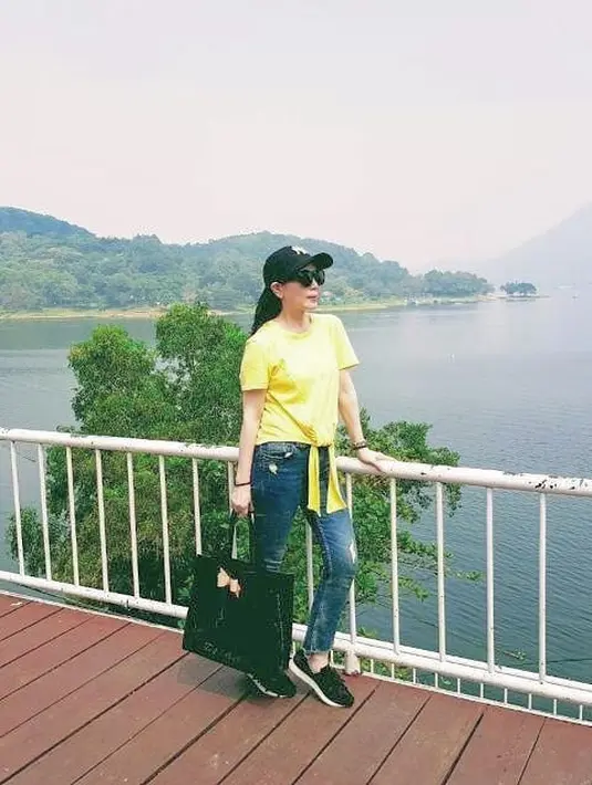 (Instagram/dea_ananda)