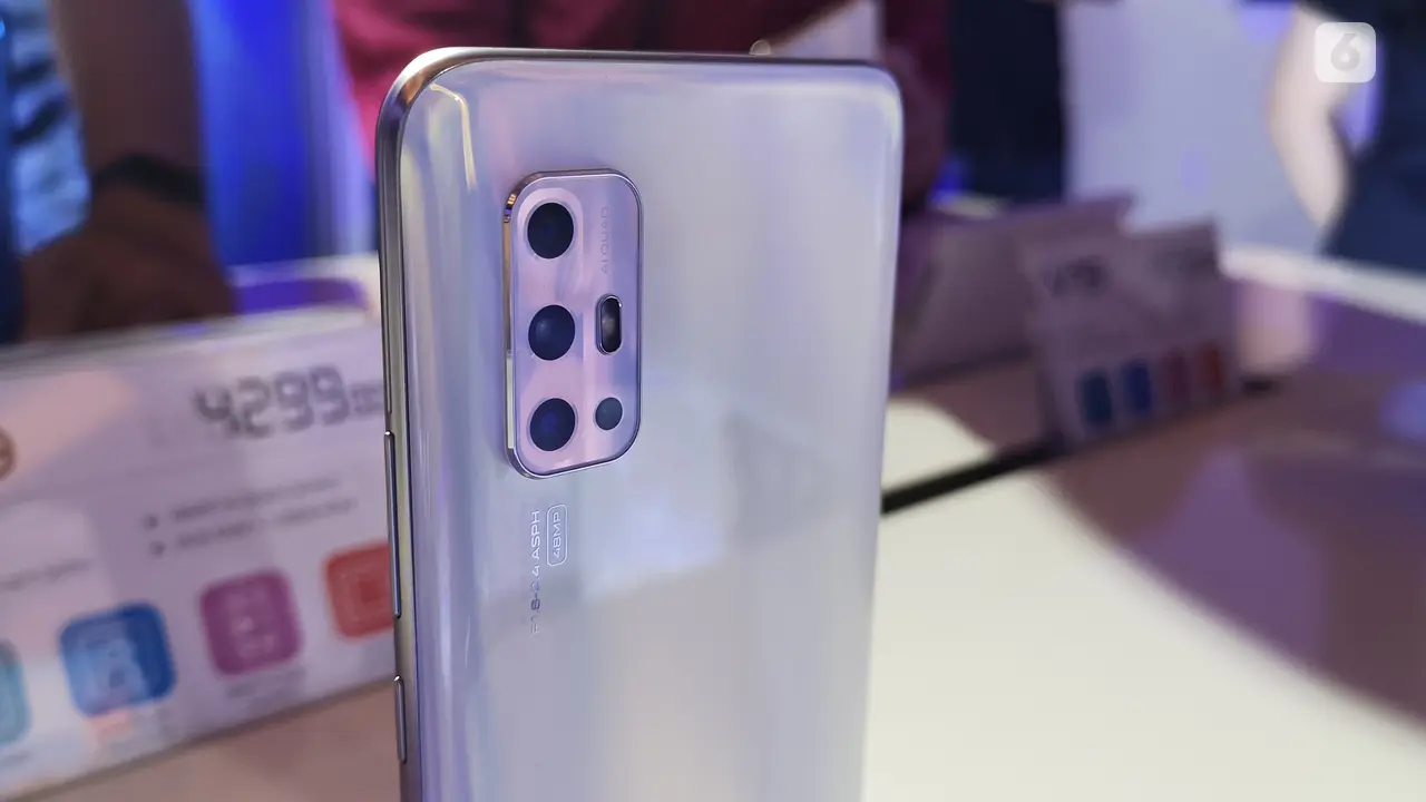 Vivo V19