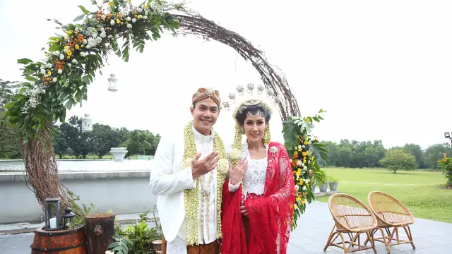 [Bintang] Ardina Rasti dan Arie Dwi Andhika