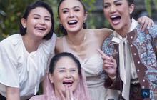 Potret Ultah Ke-52 Yuni Shara Sederhana & Penuh Kehangatan di Rumah, Penampilannya Cantik Pakai Dress